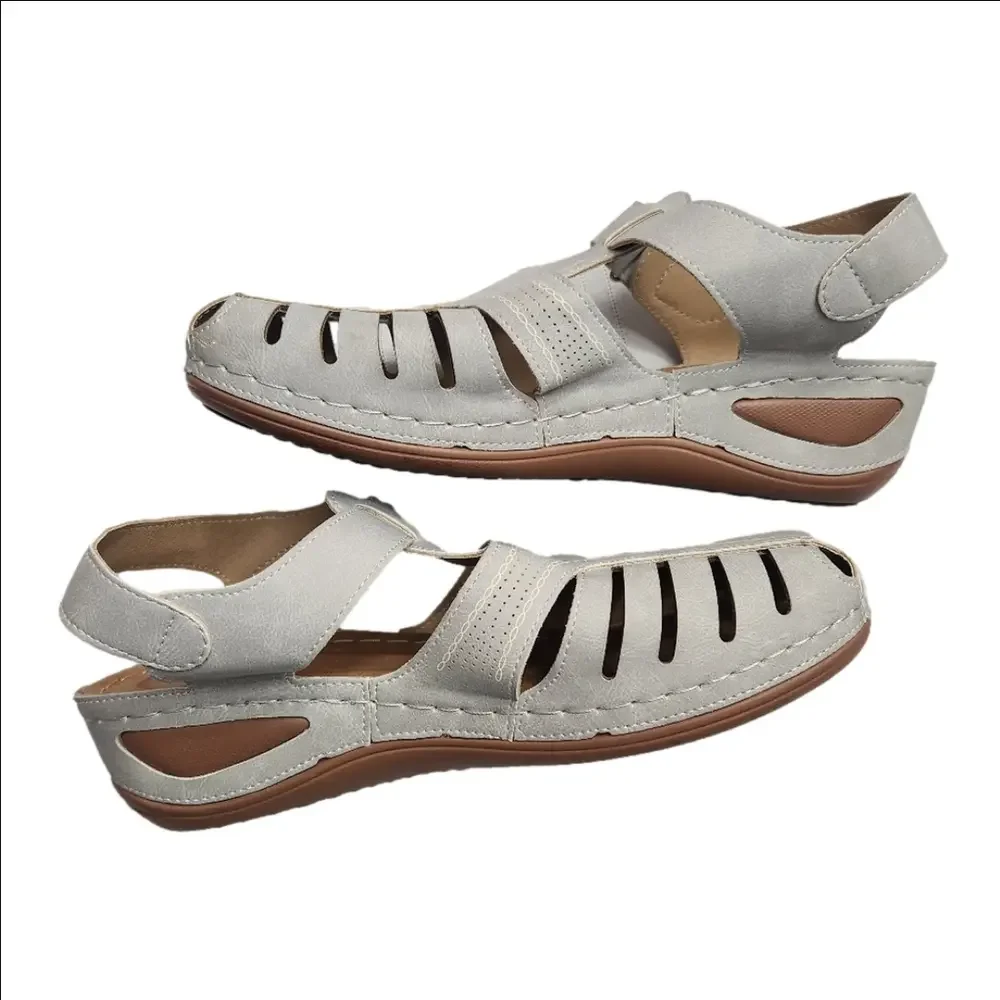 SHIBEVER Sandals size 40 (8.5) EUC